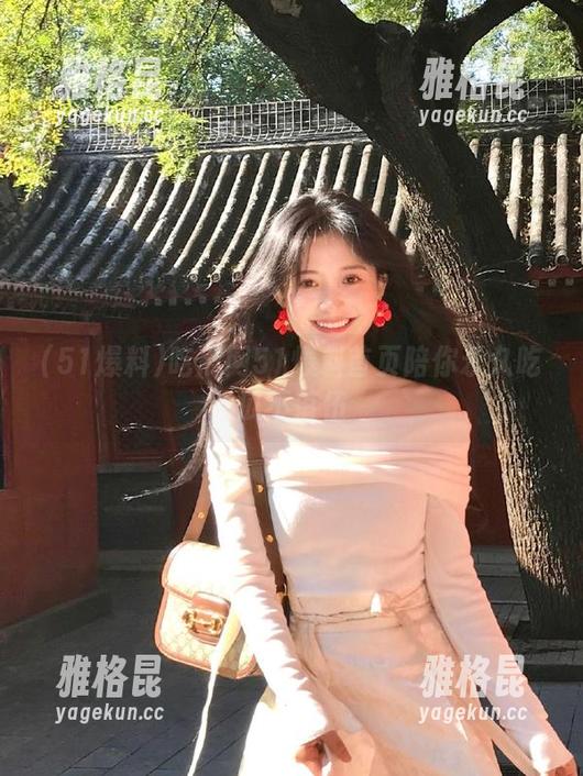 51爆料 吃瓜网51爆料首页陪你永久吃瓜不落伍
