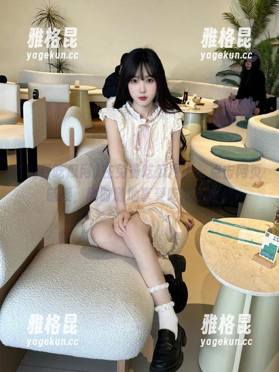 在免费吃瓜网上，点击网页链接，随时随地享受吃瓜乐趣！